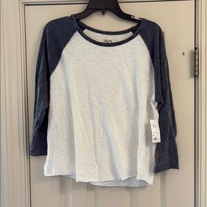 SO Women's Short Sleeve Tee - Navy and White